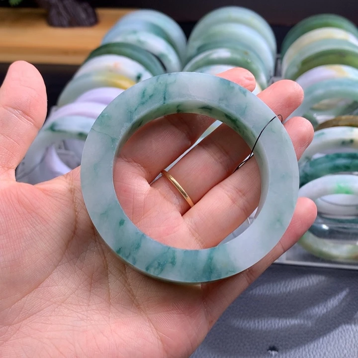 猫***逆定制翡翠手镯未镶嵌手镯