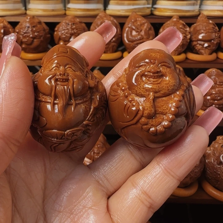 橄榄核把件用****8财弥手把件37