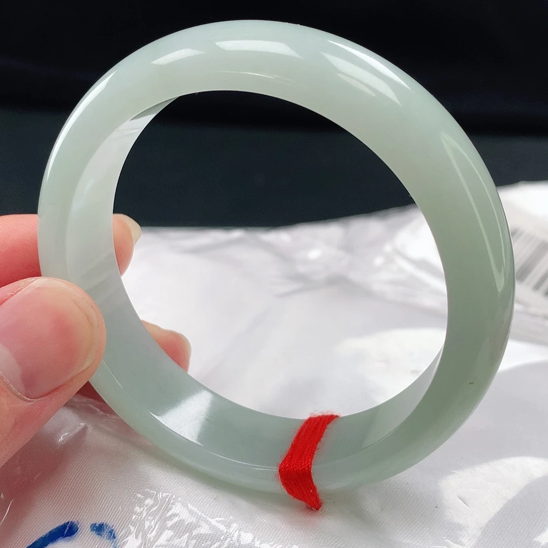 未镶嵌手镯翡翠487