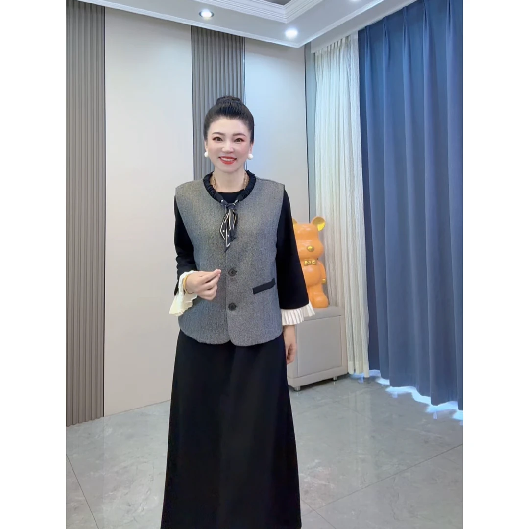 重工小香风丝巾马甲女2025秋季大码胖MM新款➕连衣裙两件套