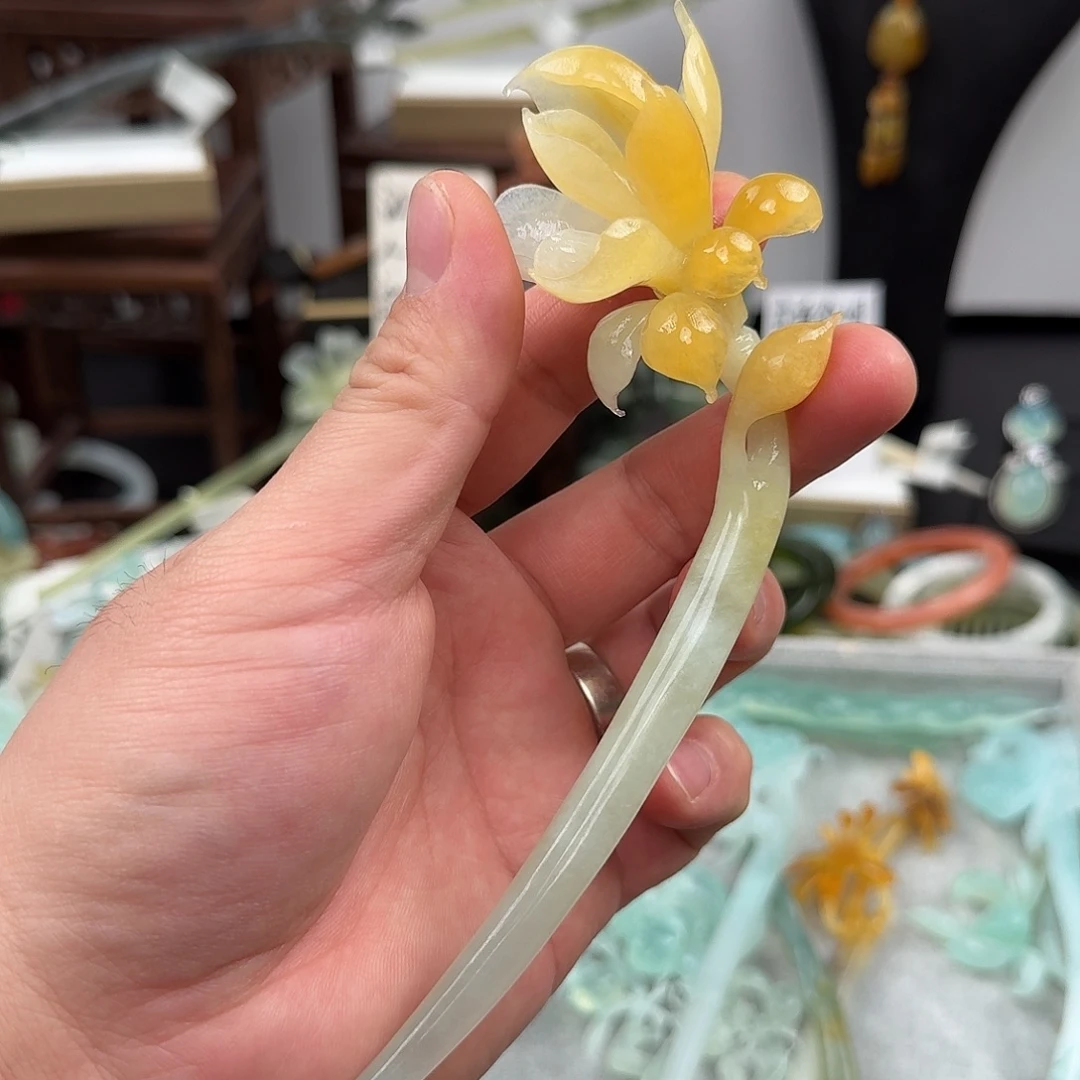 蛇纹石玉未镶嵌发饰