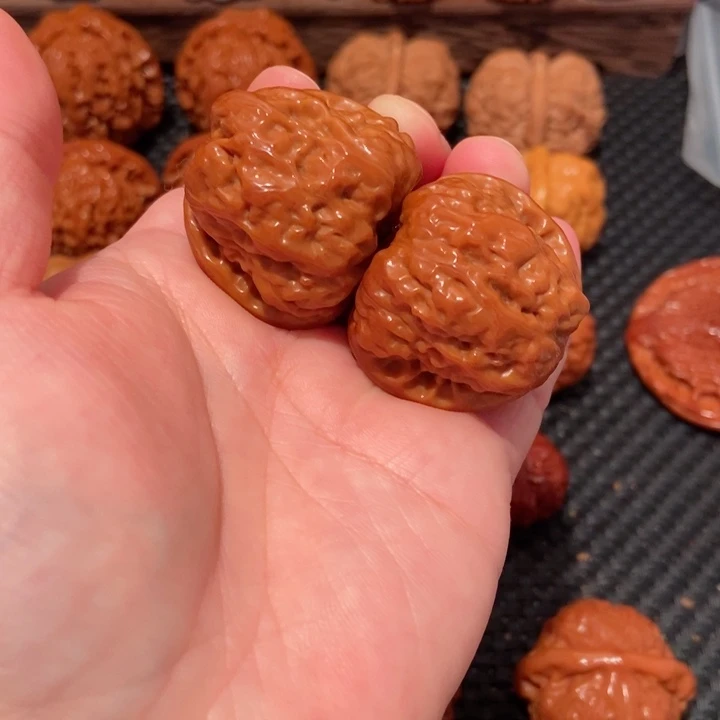 文玩核桃把件小**凉35.8尺寸蛤蟆头807