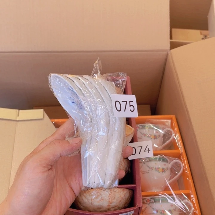 茶盏夏***烂我们都在努力着改变自己
