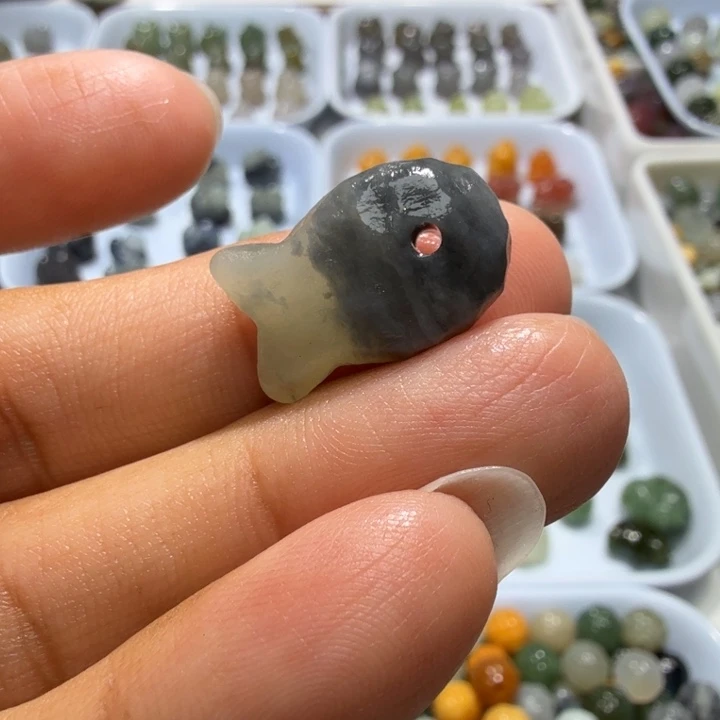 未镶嵌和田玉珠宝半成品