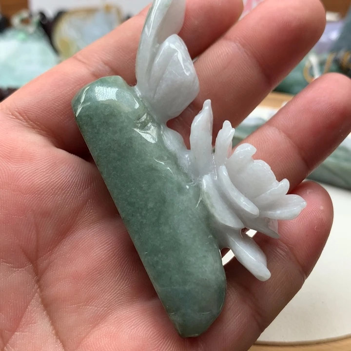 翡翠颈饰未镶嵌保真天然a货翡翠