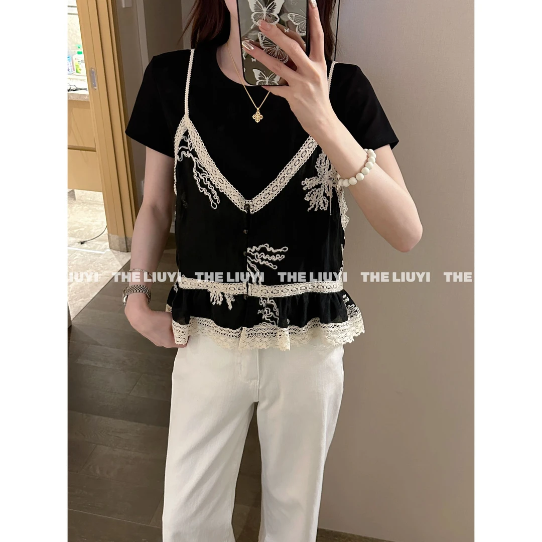 【LIUYI】小城夏天~新款刺绣提花时尚设计款假两件上衣55307