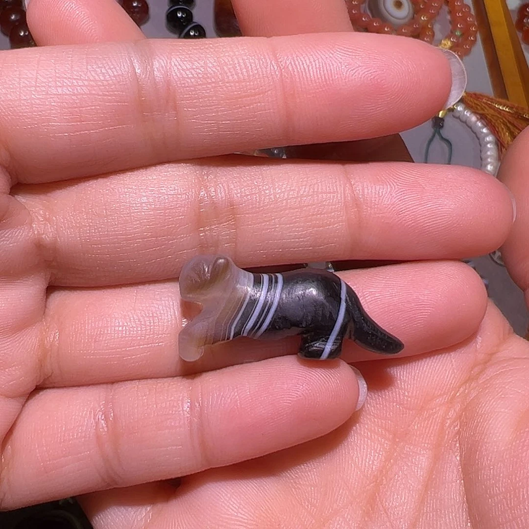 灵***洞玛瑙/玉髓未镶嵌珠宝半成品