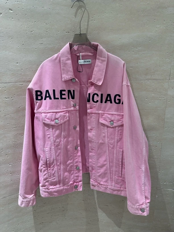 99新 Balenciaga/巴黎世家 尺码32编码618肩宽51胸围118衣长63