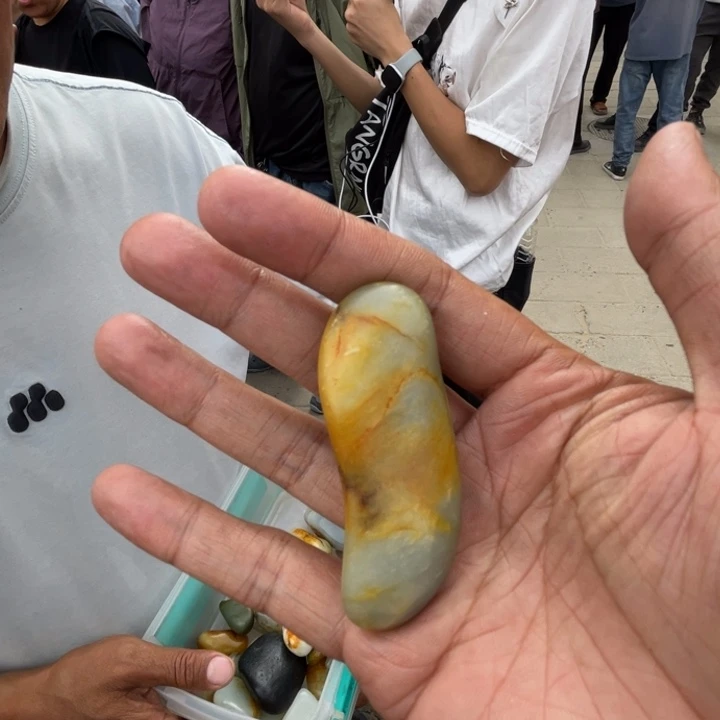 和田玉（糖玉）未镶嵌珠宝半成品