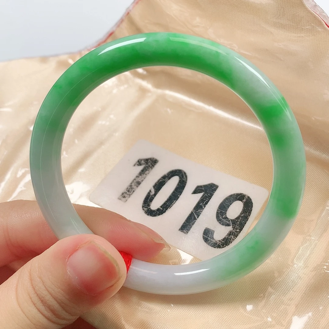 翡翠未镶嵌手镯1019