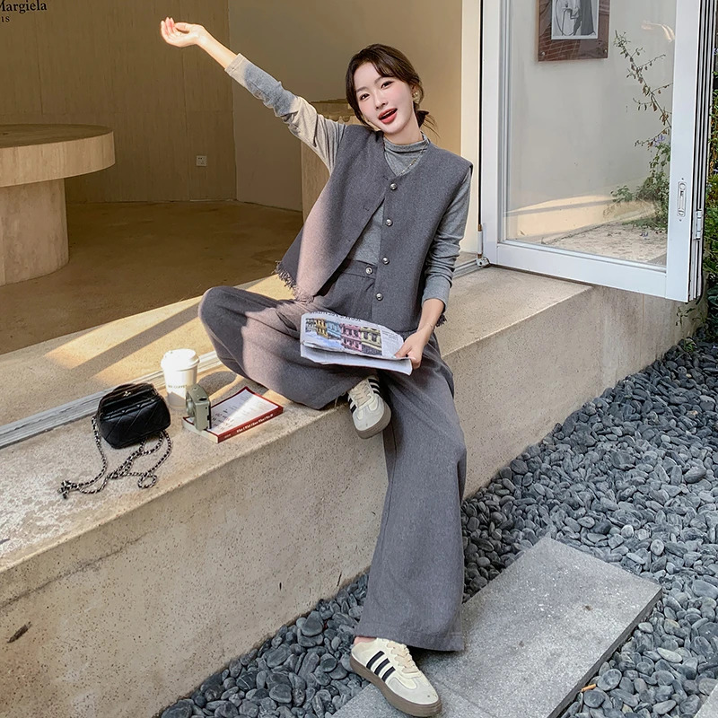 韩系ootd洋气套装女秋冬今年新款韩系小香风马甲T恤阔腿裤三件套