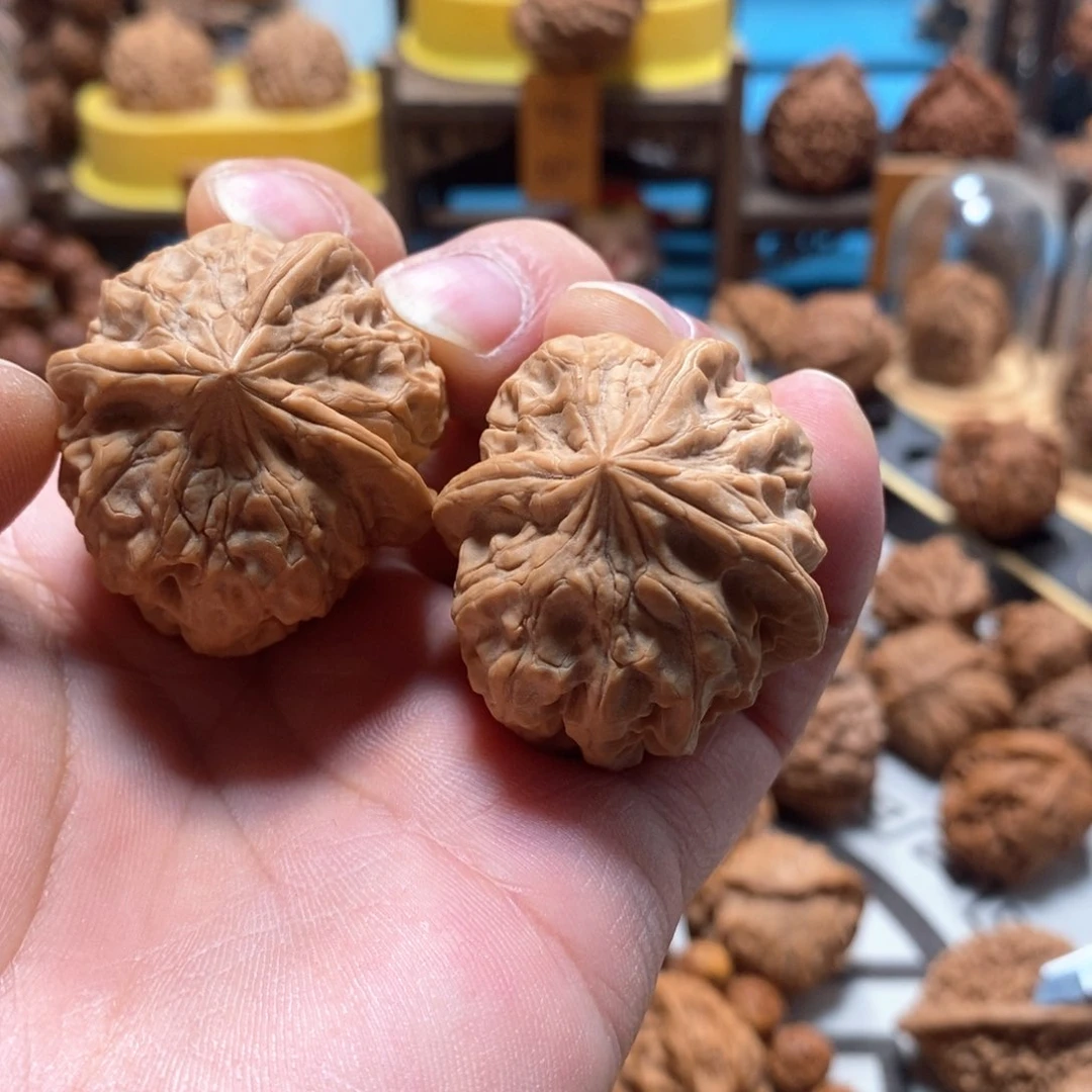 吊坠文玩核桃妇*任