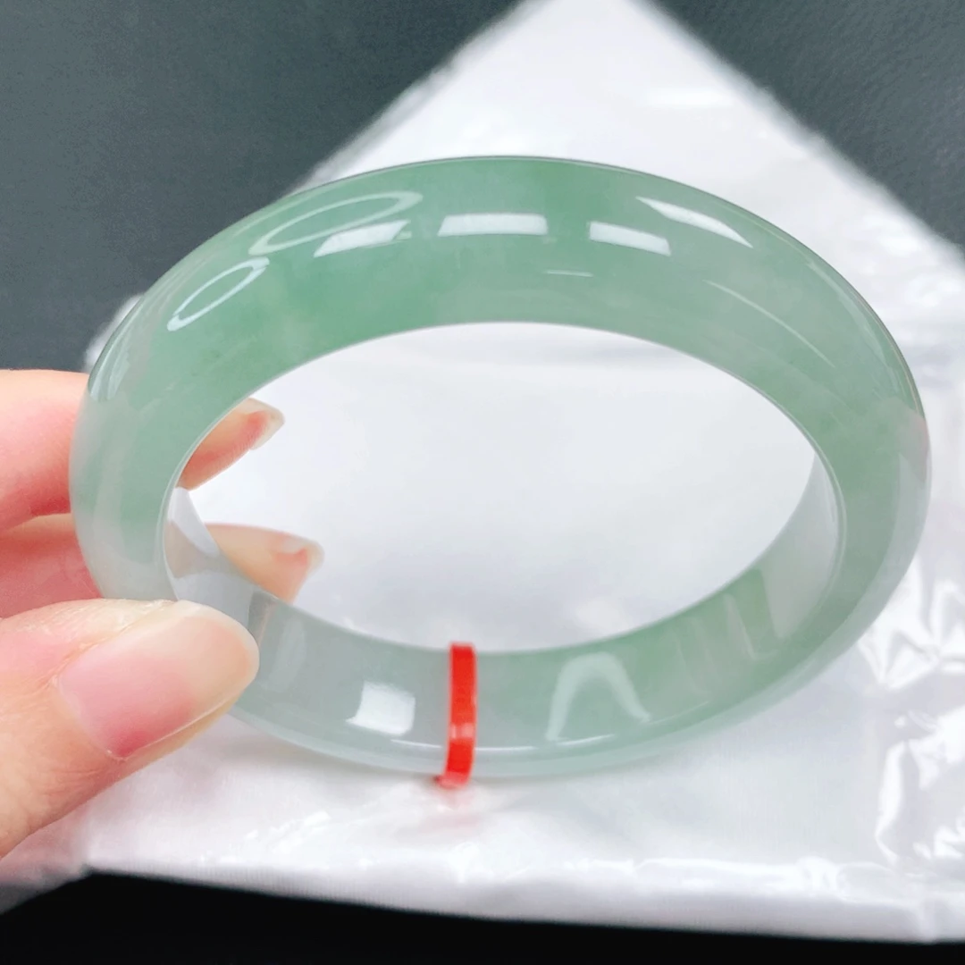 翡翠未镶嵌手镯53圈