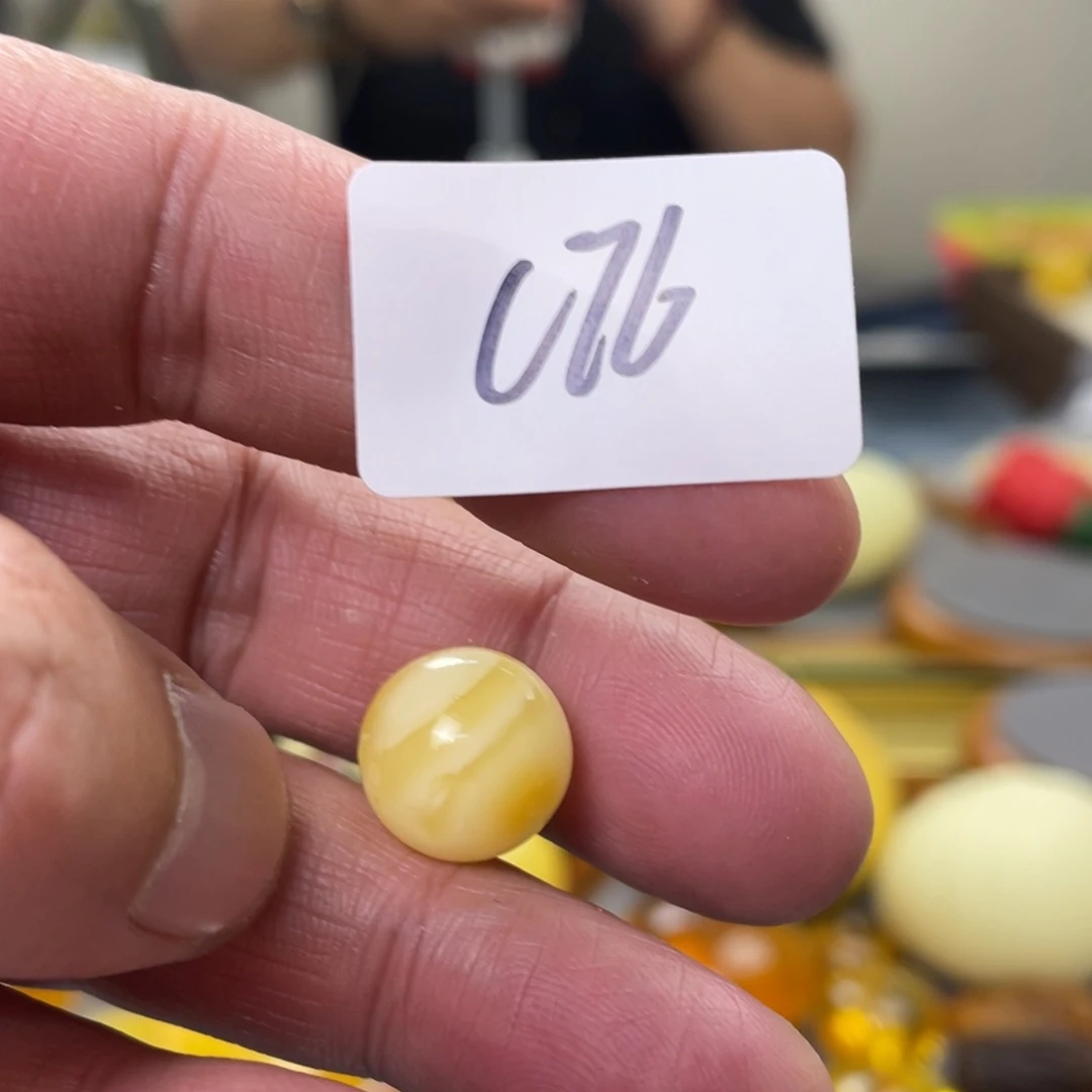 手链琥珀未镶嵌多样性发，发其中一件