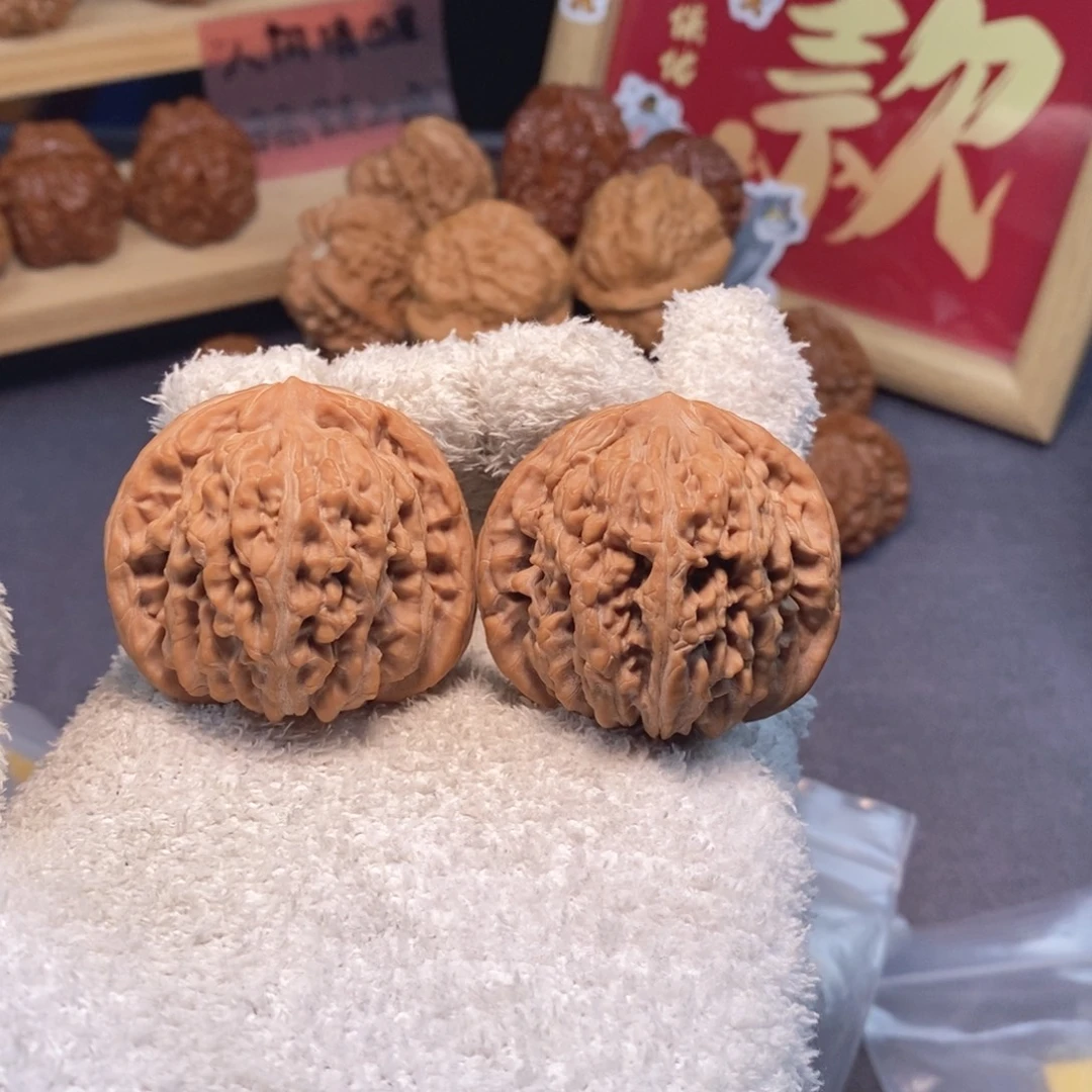 文玩核桃把件玩家必备系列41尺挂月峰四座楼