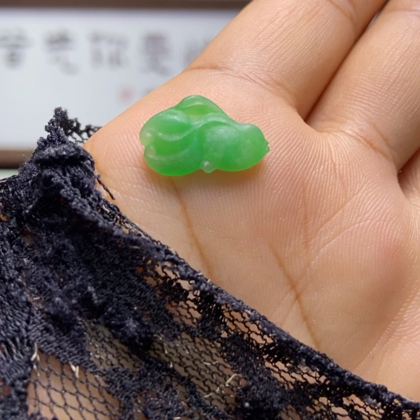 【闪购商品】定制翡翠未镶嵌金鱼