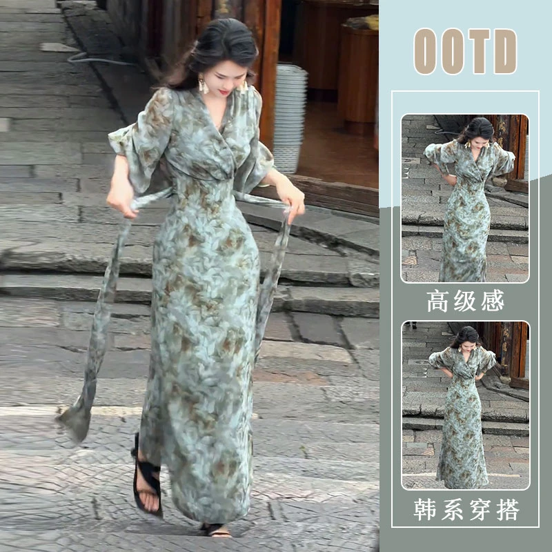 新中式高端连衣裙2025夏季新款气质女神范v领绑带精致中长款裙子