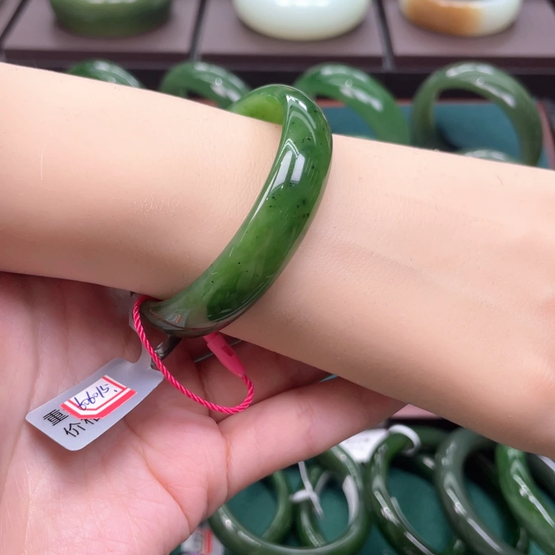 和田玉（碧玉）未镶嵌手镯50.51