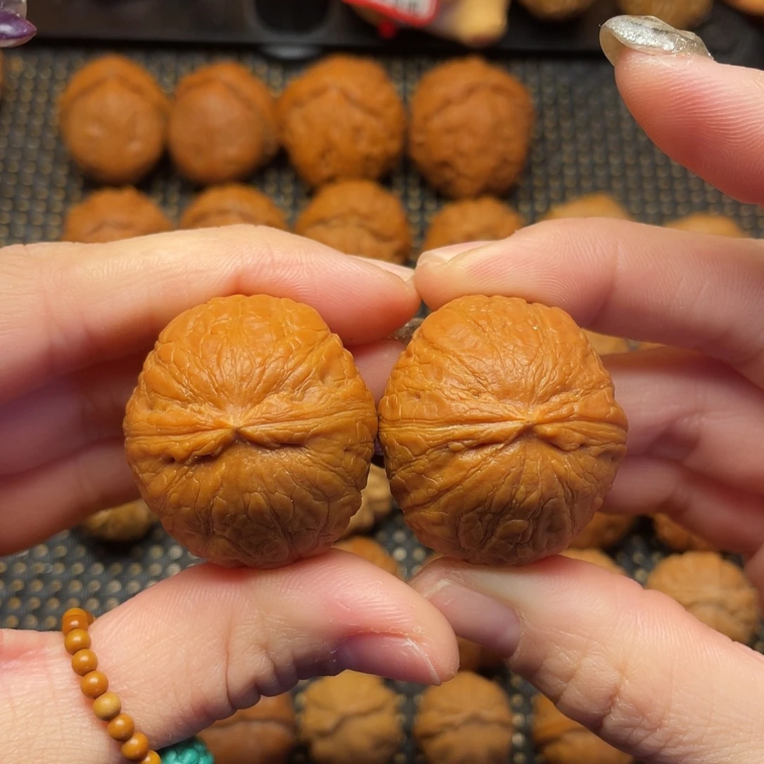 文玩核桃吊坠35尺全品闷尖元宝80012