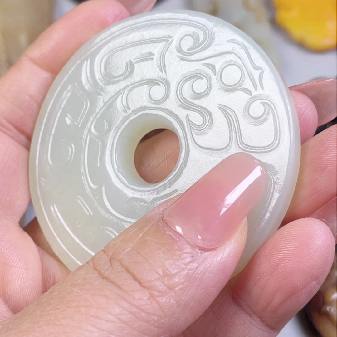 和田玉颈饰未镶嵌宁**远