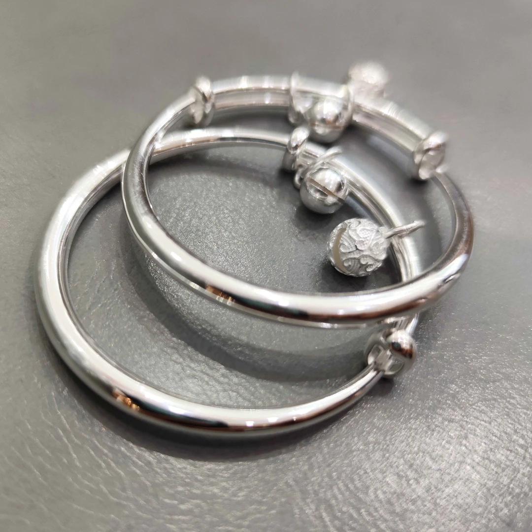 足银手镯 喜公公 足银光面圆棍小铃铛宝宝手镯