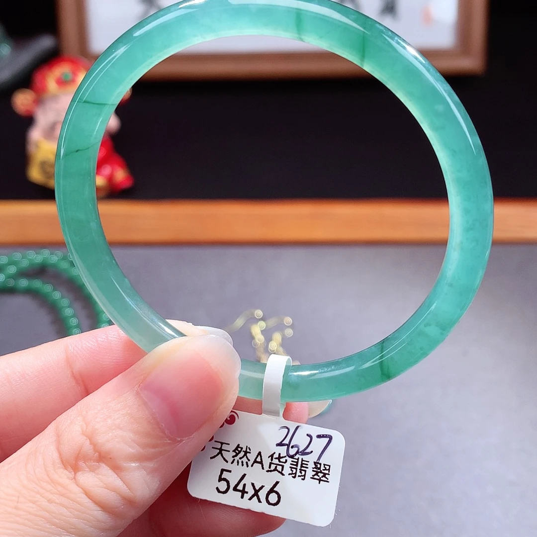 翡翠手镯（圆镯）未镶嵌