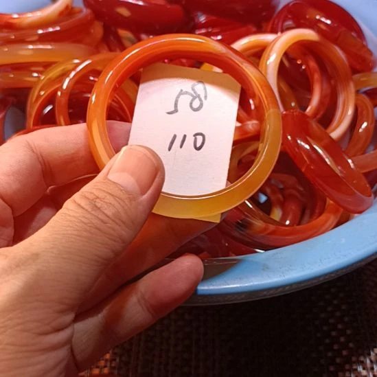 玛瑙/玉髓未镶嵌手镯