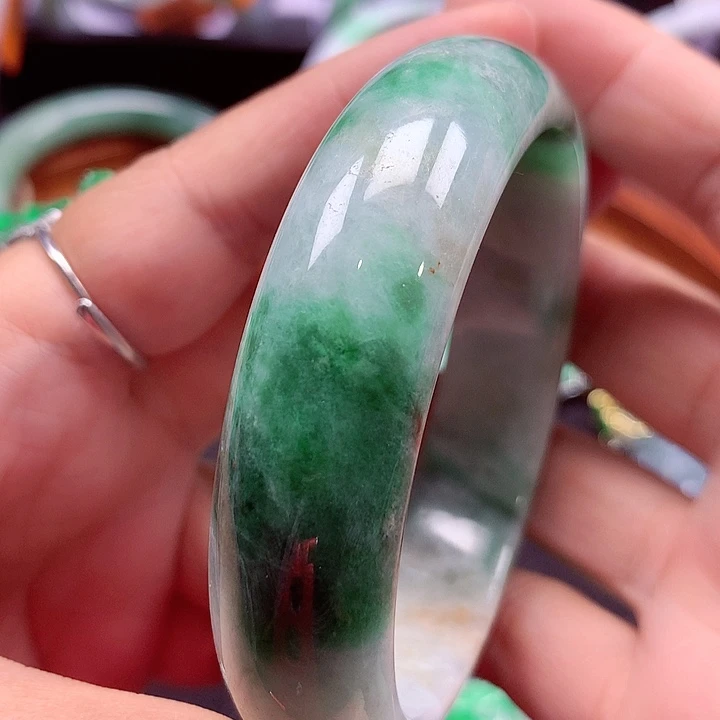 未镶嵌手镯翡翠翡翠