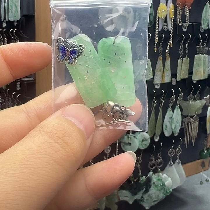 圆***如翡翠银S925镶嵌耳饰