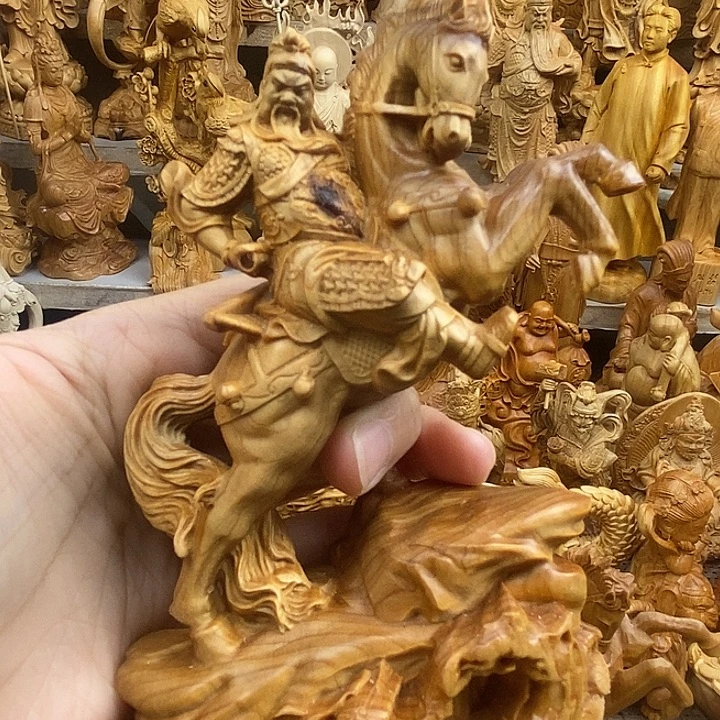 堂***主柏木（崖柏）关二爷