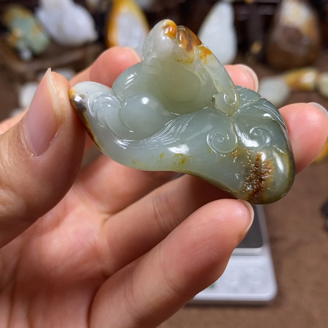 和田玉未镶嵌挂件