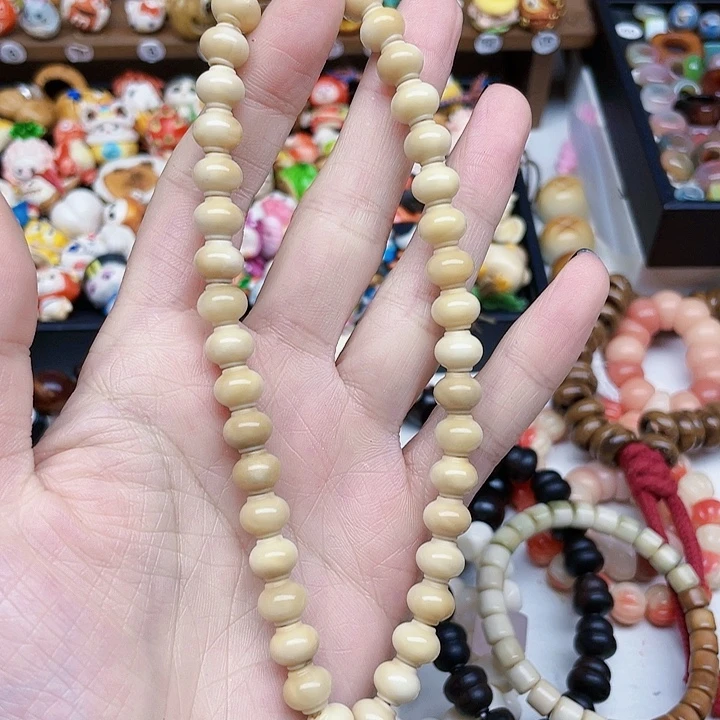 柏香籽/百香籽吊坠10号