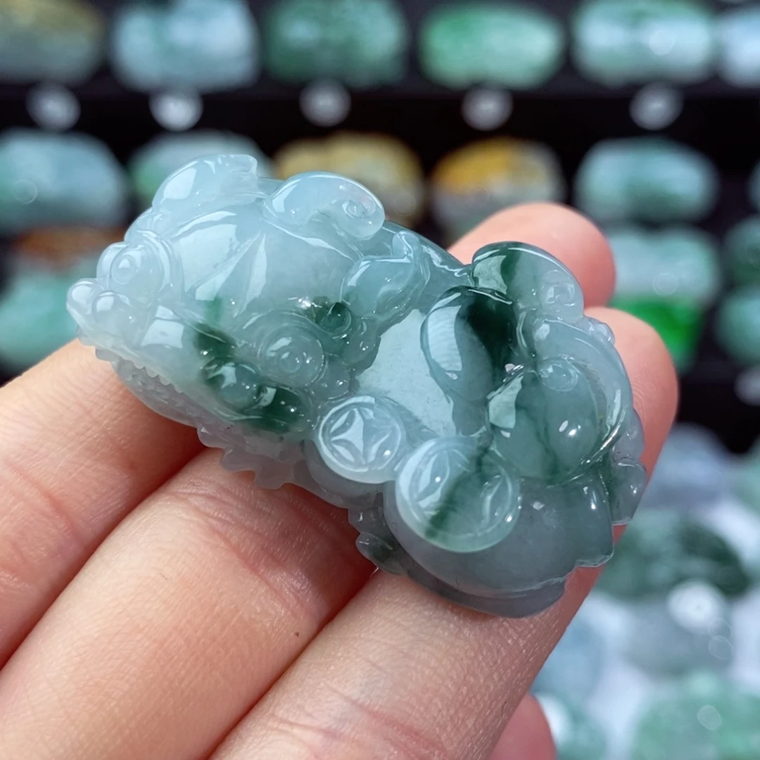 翡翠颈饰未镶嵌天然