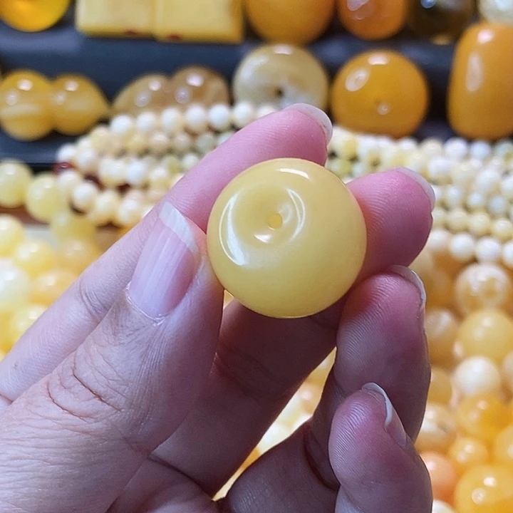 蜜蜡未镶嵌吊坠(不含链)