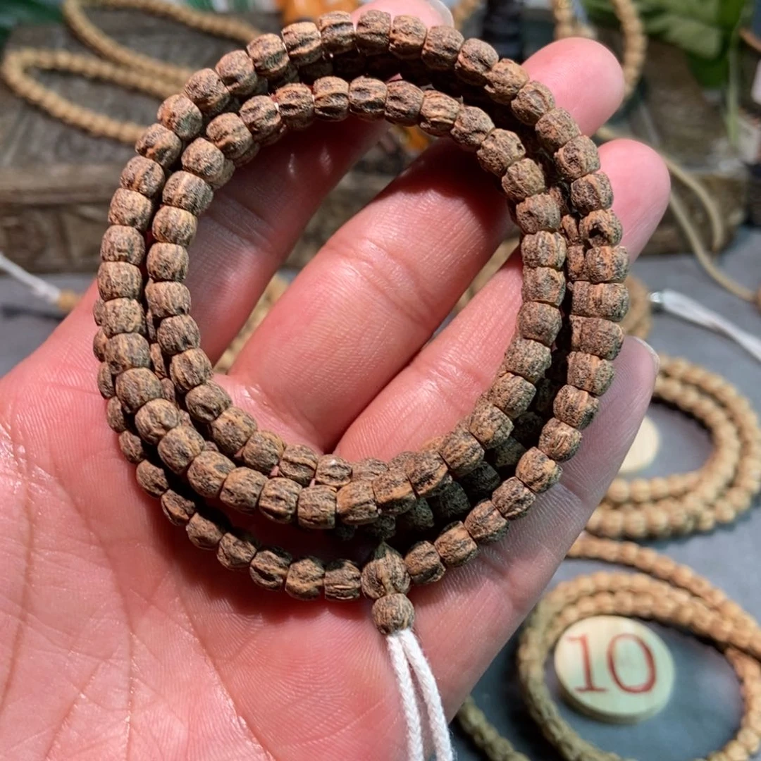 柏香籽/百香籽吊坠哈***哈