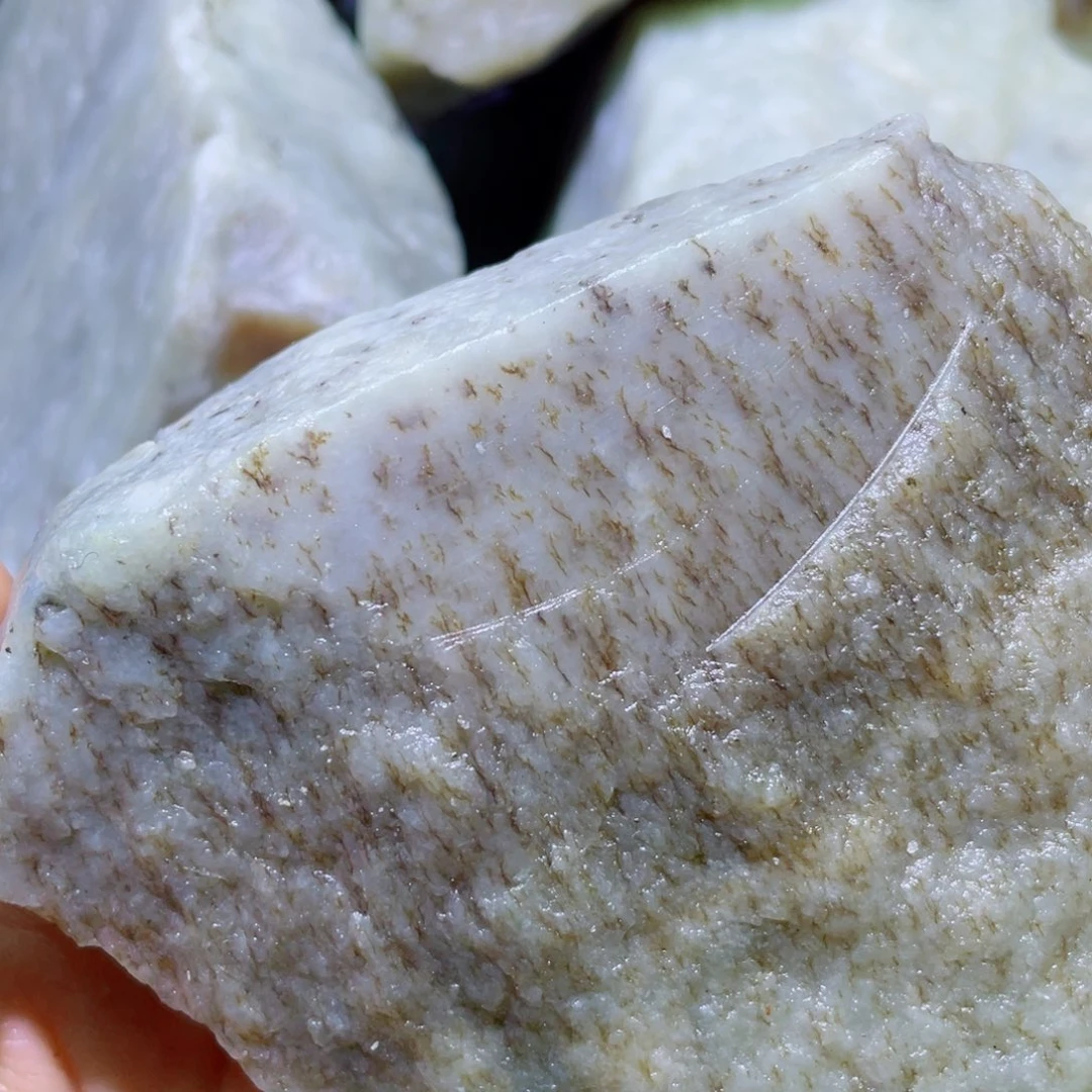 和田玉未镶嵌珠宝半成品