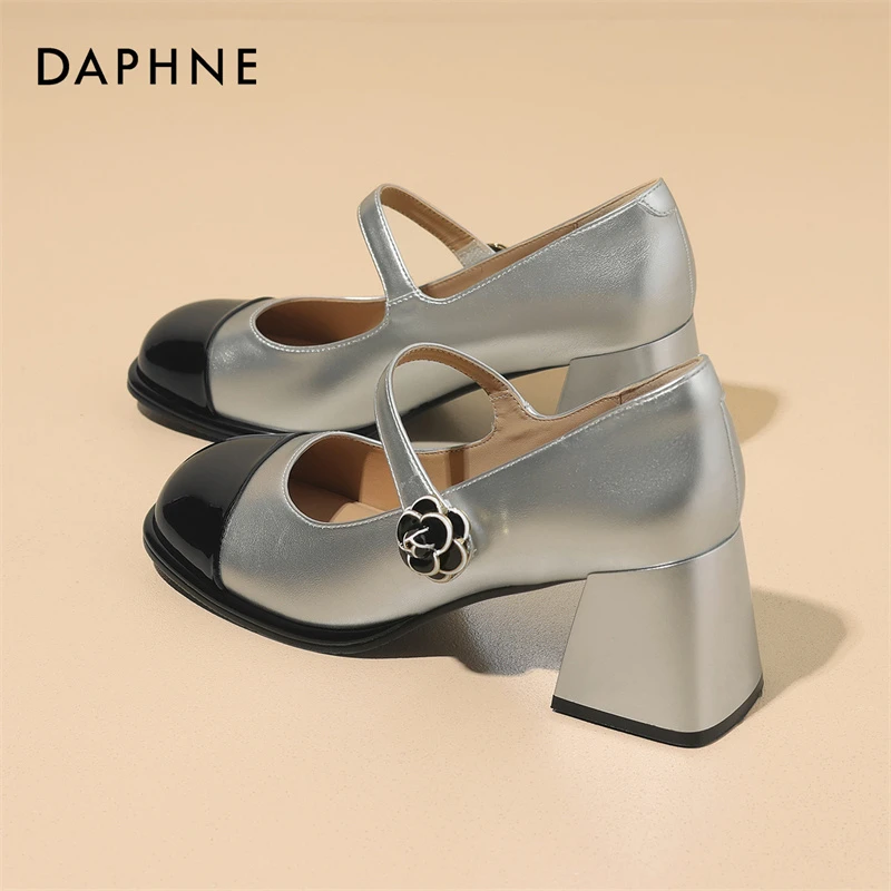 达芙妮小众法式玛丽珍小皮鞋女2025新款粗跟高跟鞋浅口圆头单鞋子