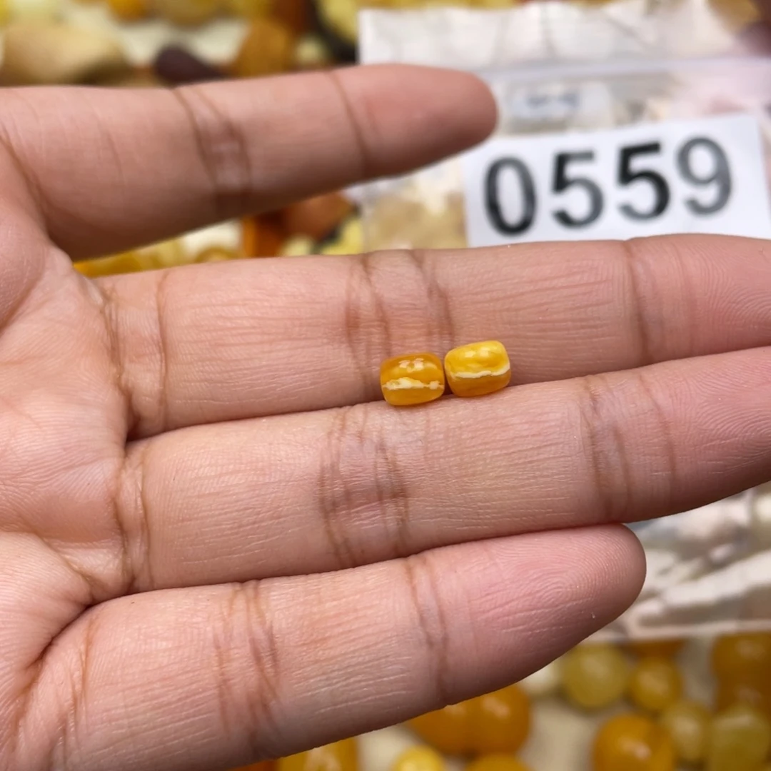 琥珀珠宝奇石未镶嵌6.6