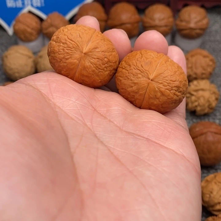 文玩核桃把件福瓜元宝