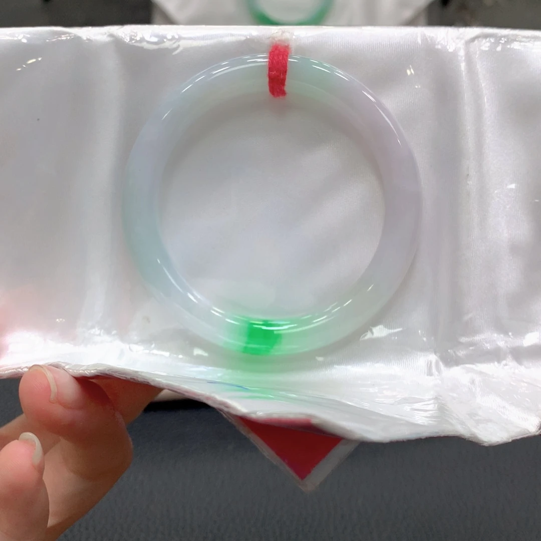 翡翠未镶嵌手镯8号