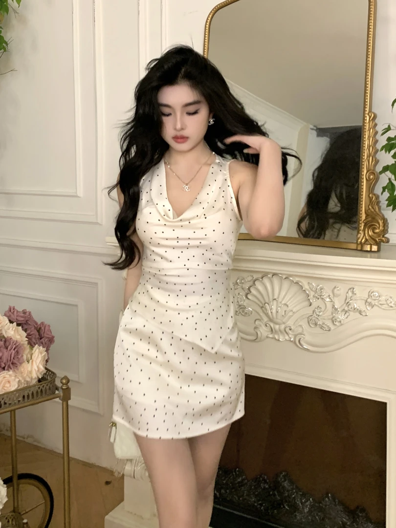 【vivi】法式显瘦无袖波点两件套装6119