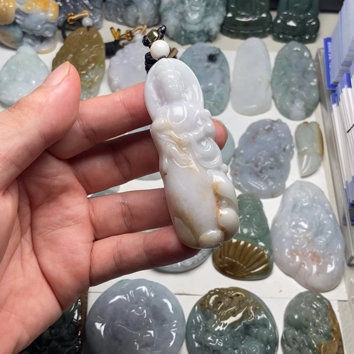 颈饰未镶嵌翡翠观音54