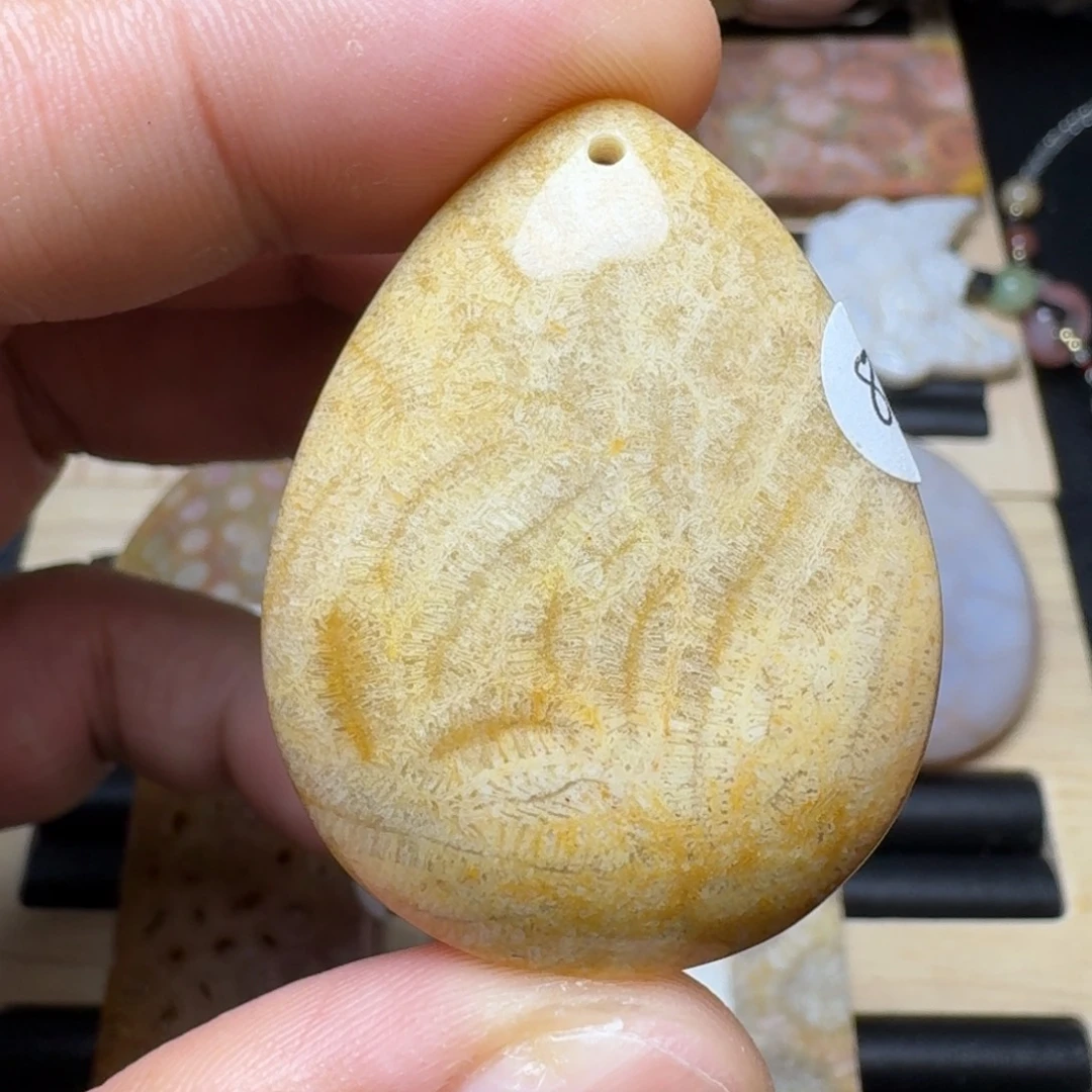 未镶嵌纯天然色有机玉石保真色硅化玉无珠无绳一件包邮