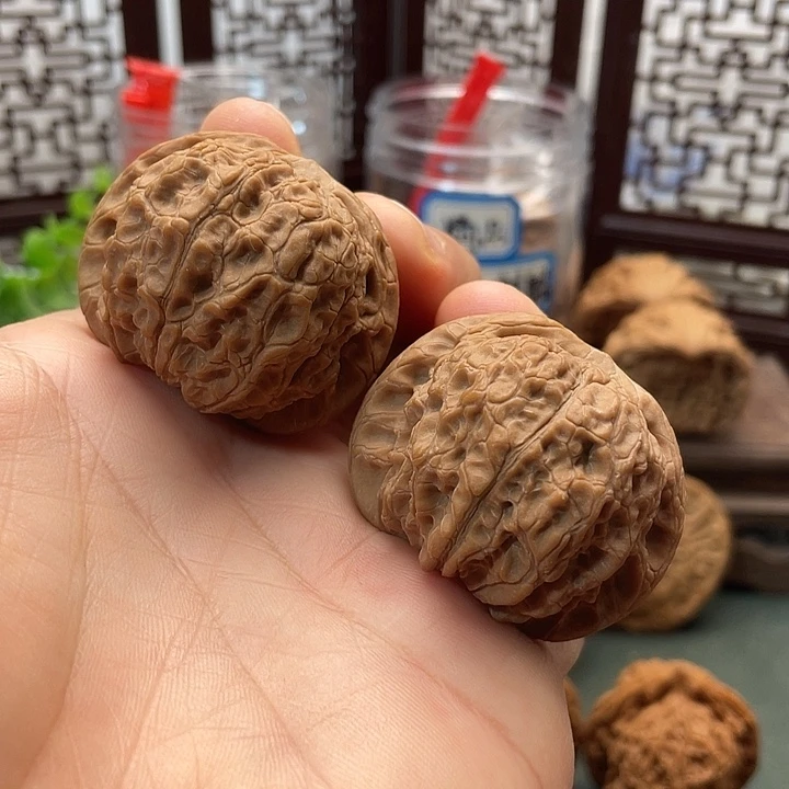 吊坠文玩核桃血麒麟