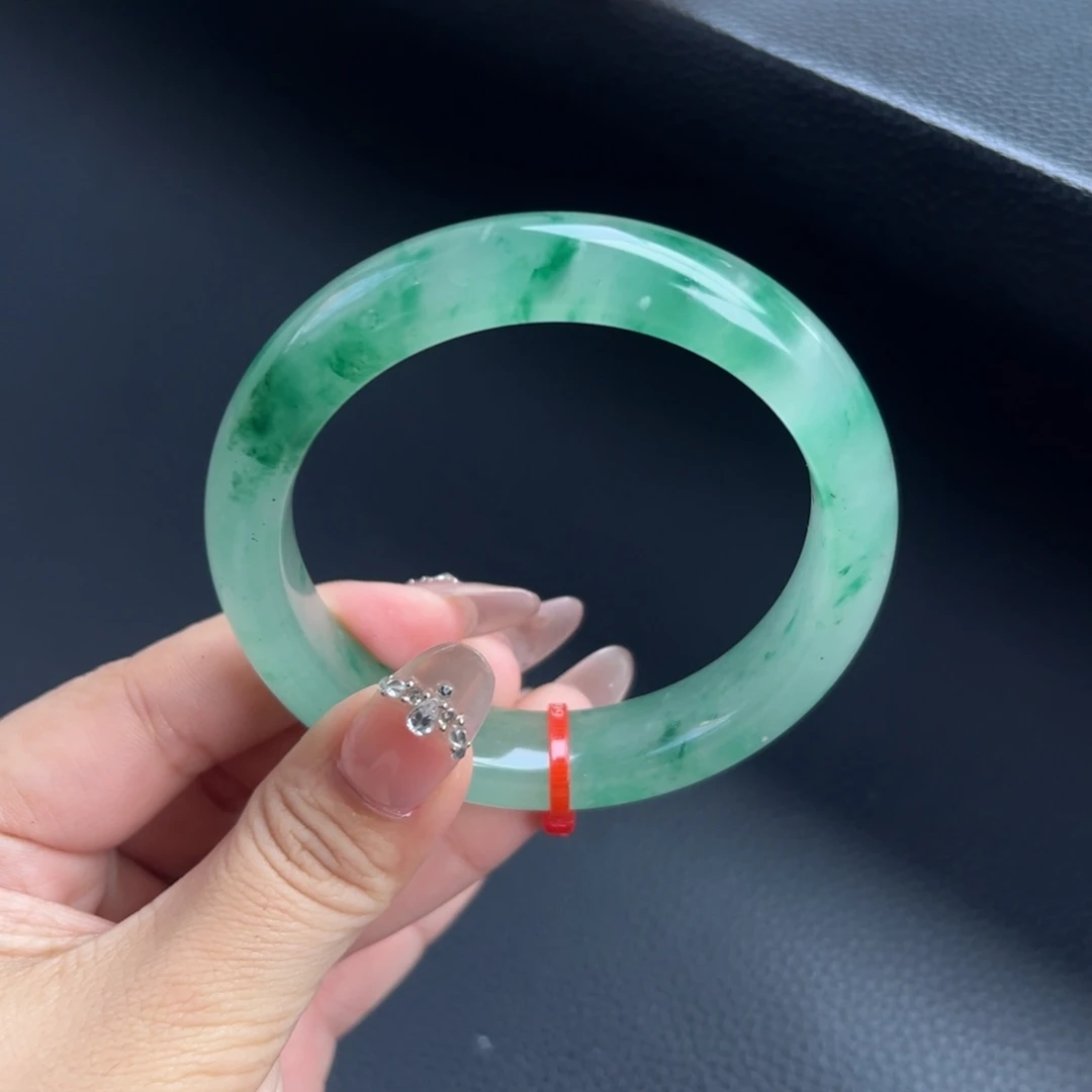 石英质玉未镶嵌手镯59.6