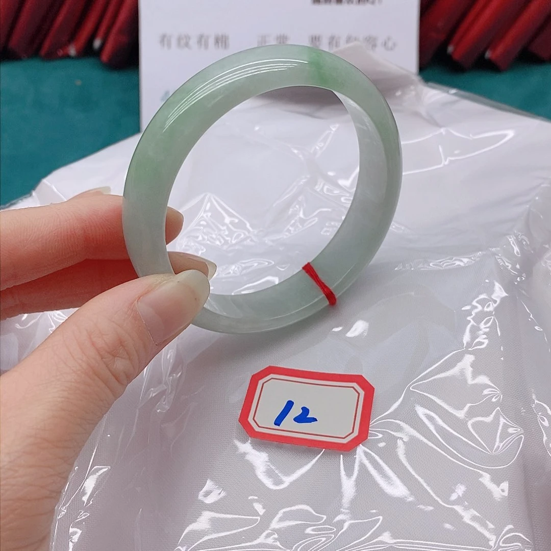 翡翠手镯未镶嵌1222222222