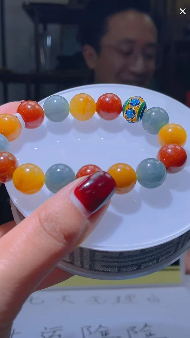 翡翠A货时尚手串GS-70008