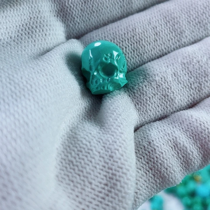 南红玛瑙未镶嵌珠宝奇石