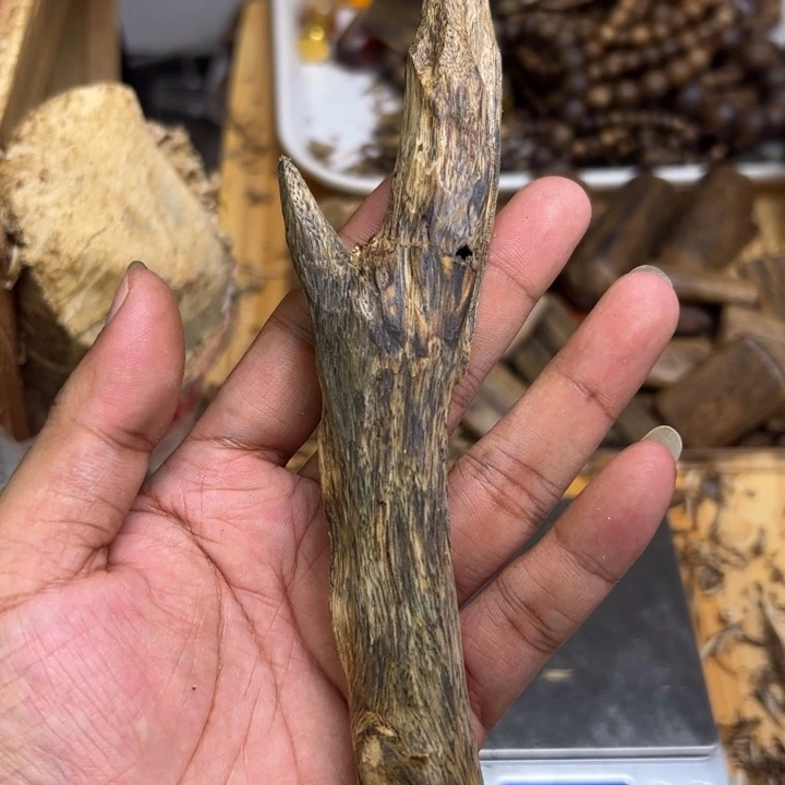 沉香碎屑沉香32克