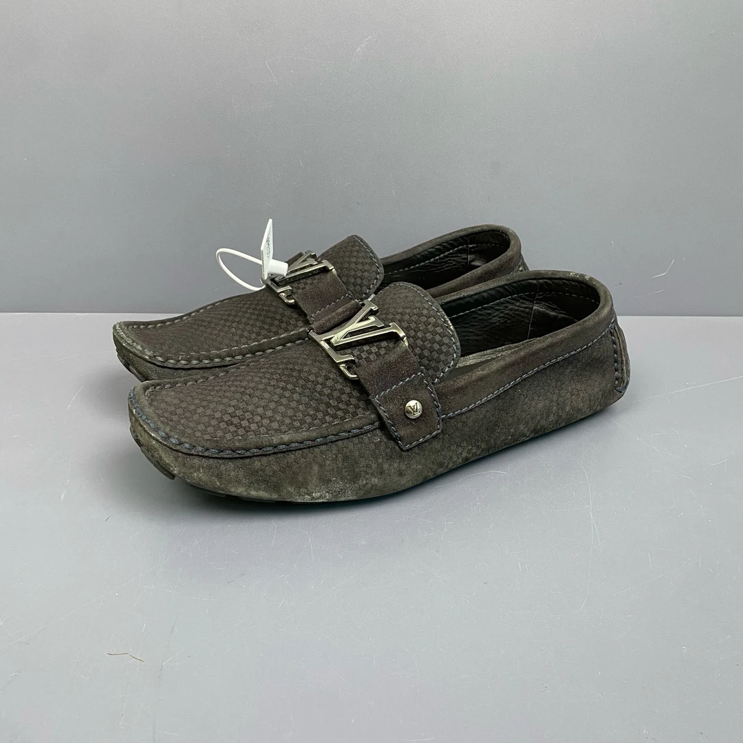 95新 LouisVuitton/路易威登 42码LV翻毛皮豆豆鞋 鞋面小磨损 280